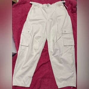 Wild Fable Light Cargo Pants